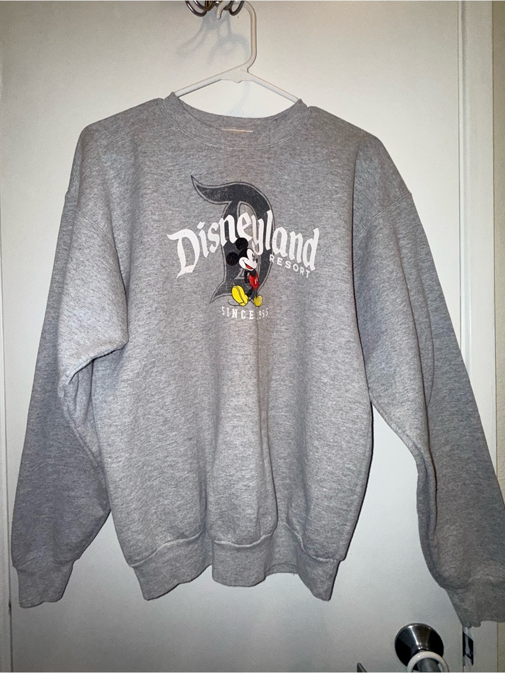 Disneyland Gray Mickey Sweatshirt - Medium